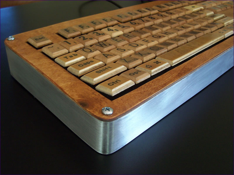Brushed aluminum casing