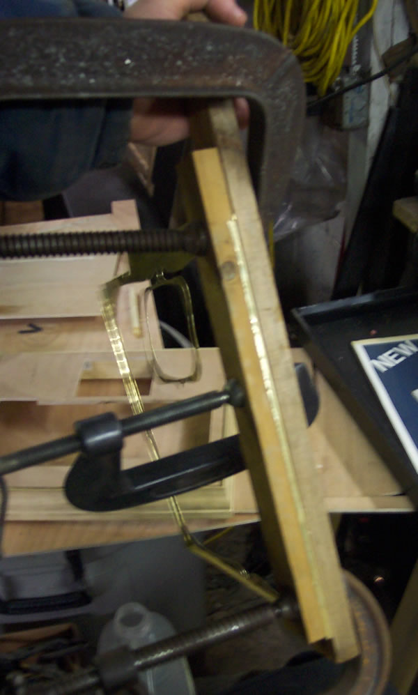 Bending the edge between two boards